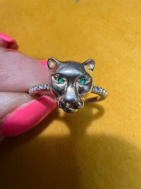 Sterling Silver Panther Head with Green Stone Eyes and diamond